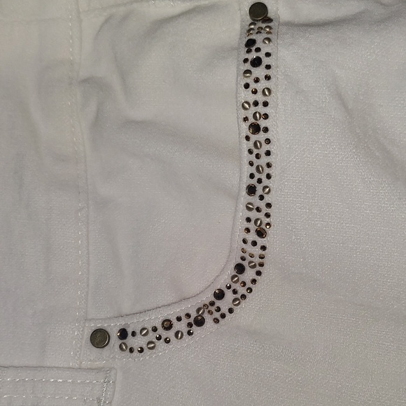 Chico's  Jeans - Picture 4 of 11